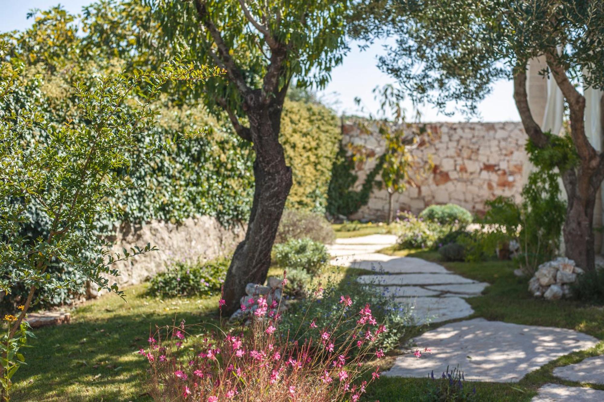 Dimora Il Mandorlo Hotel Ostuni Luaran gambar